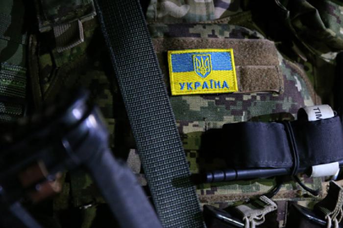 Украину обвинили в обстреле аэропорта Донецка
