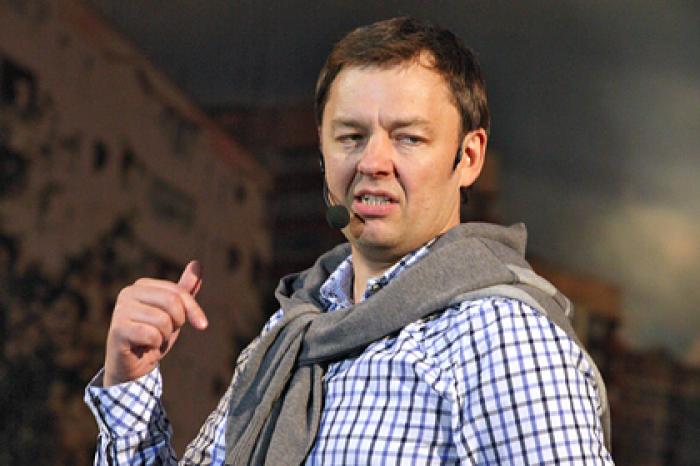 «Уральские пельмени» передумали судиться с бывшим директором коллектива