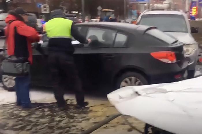 У разбившего 13 машин в Петербурге пьяного водителя нашли 105 нарушений