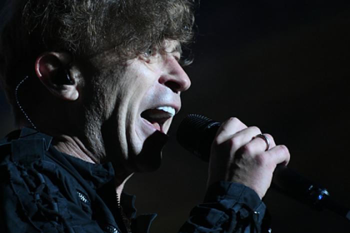 ВГТРК объяснила исчезновение слова «протесты» из песни Би-2