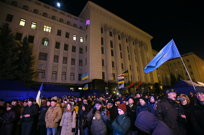 В Киеве на массовых акциях протеста применили газ