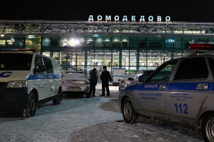В московские аэропорты поступили сообщения об угрозе взрыва