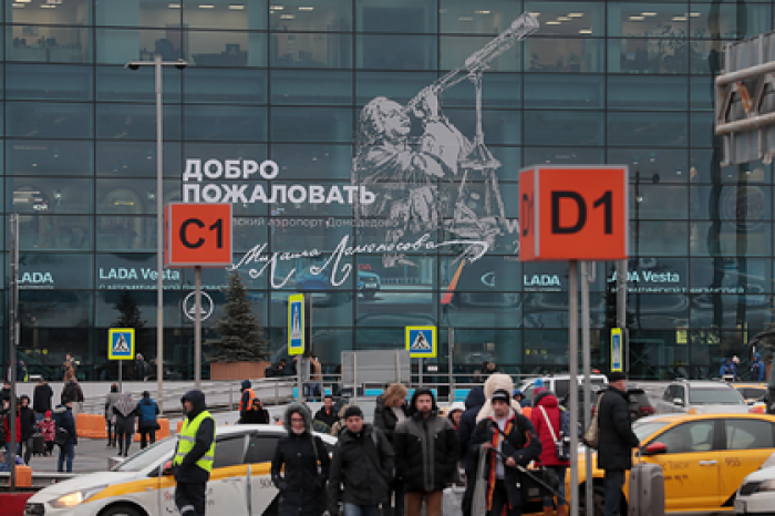 Задержанных в московском аэропорту израильтян отпустили