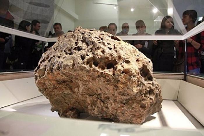 Загадочному поднятию купола с челябинским метеоритом нашли объяснение