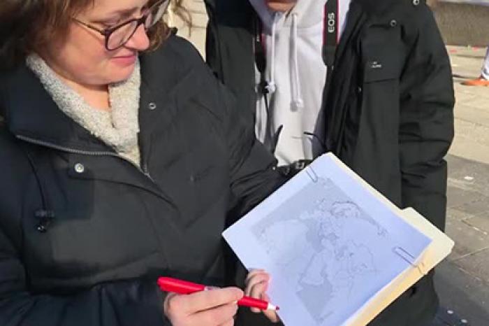 Американцы не смогли найти Иран на карте мира