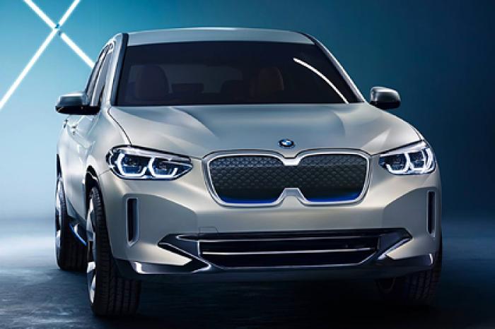 BMW и Mercedes заставят мир пересесть на электромобили