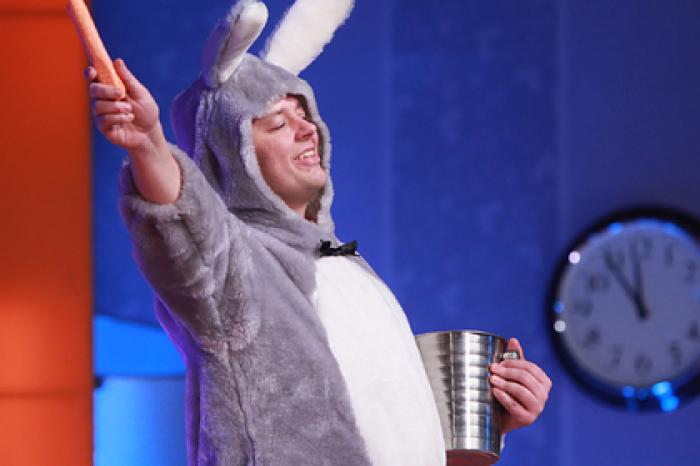 Бывшую звезду «Уральских пельменей» обязали выплатить шоу почти миллион рублей