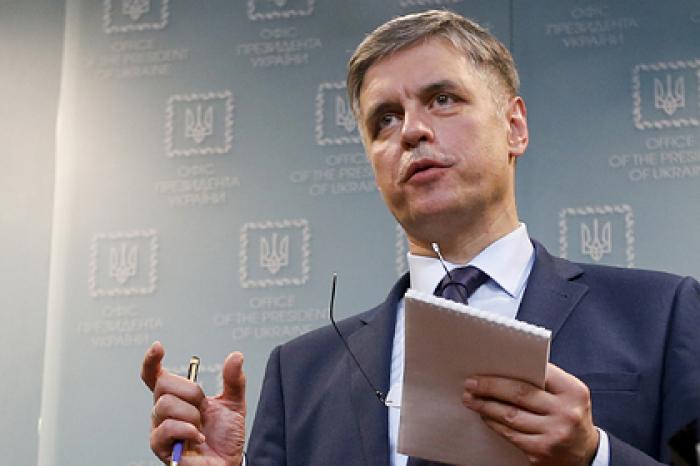 Глава МИД Украины обратился к США из-за импичмента Трампа