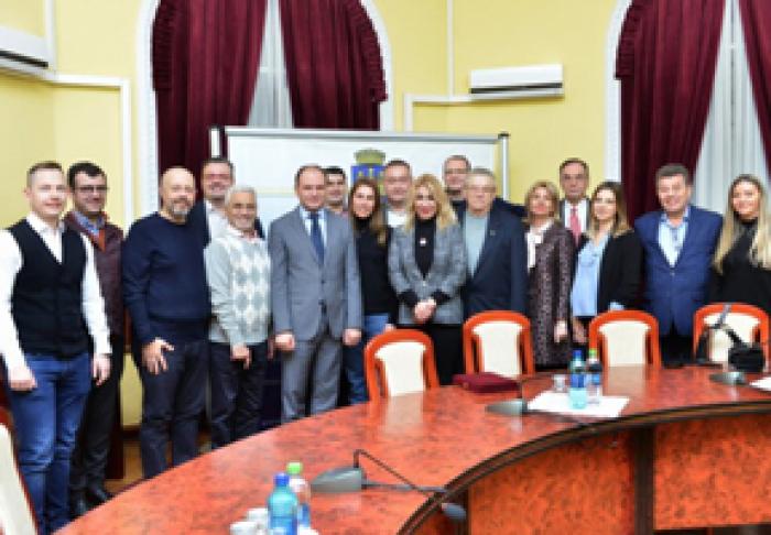 КИШИНЕВ РАСШИРИТ СОТРУДНИЧЕСТВО С БУХАРЕСТОМ