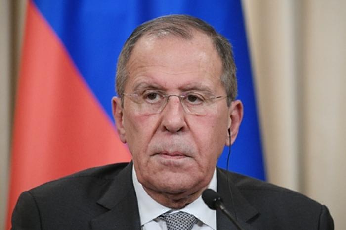 Лавров объяснил отказ России от доллара агрессивной политикой США