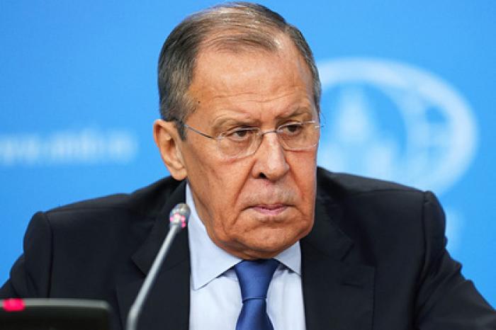 Лавров расплакался