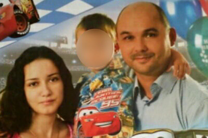 Мать брошенных в Шереметьево детей рассказала об избиениях со стороны их отца