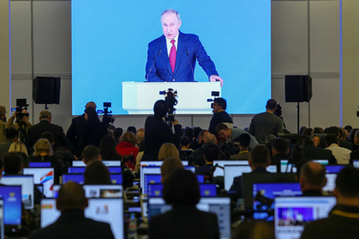 Минимальные зарплаты россиян закрепят в Конституции