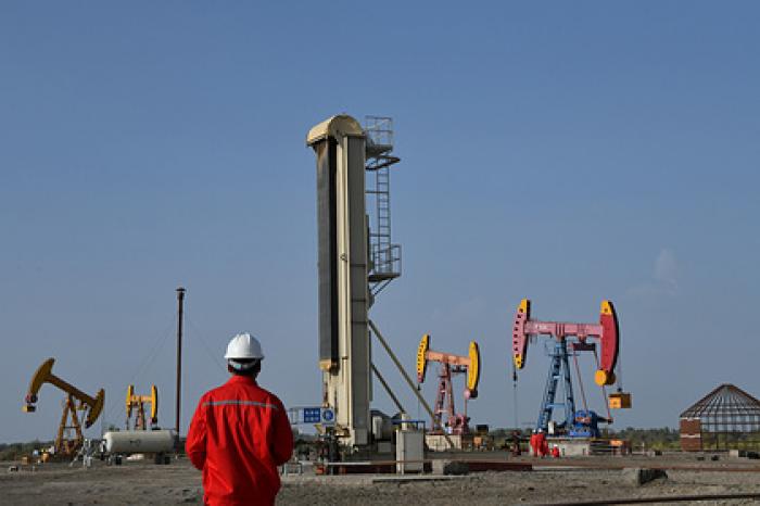 Миру предрекли конец эпохи дорогой нефти