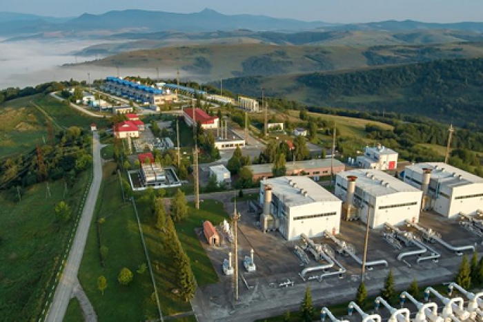 На Украине заявили о начале транспортировки газа в ЕС по новому контракту