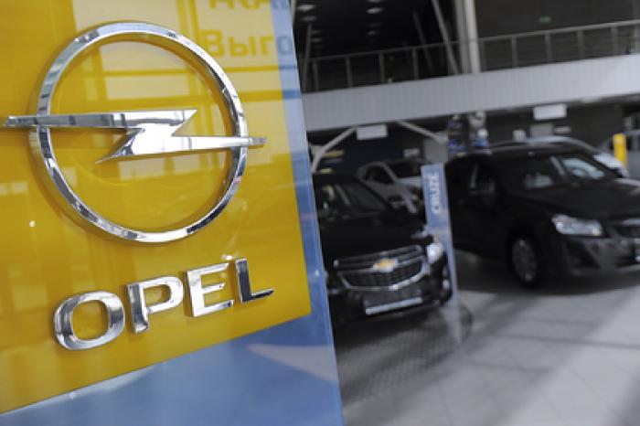 Opel пообещал снизить цены на машины в России