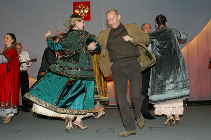 Опубликована новая серия фотографий Путина из архива Кремля