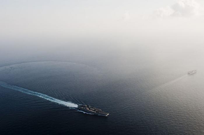 Перевозку нефти через Ормузский пролив приостановили