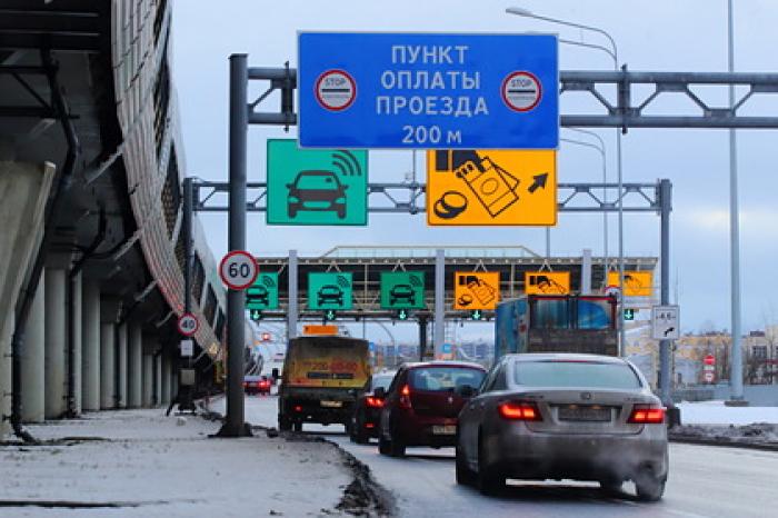 Поездка по городу на такси обошлась россиянину в 649 тысяч рублей