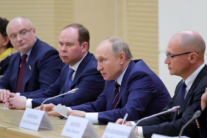 Путин не исключил дополнительные поправки в Конституцию