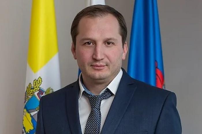 На главу российского города с поддельным дипломом завели уголовные дела