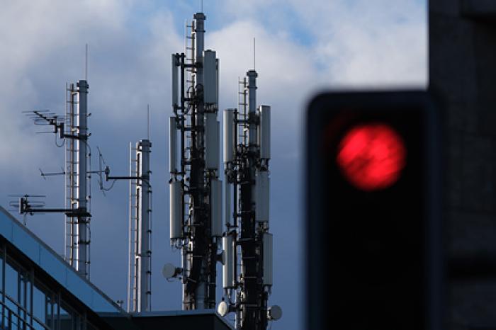Пентагон поделится частотами 5G