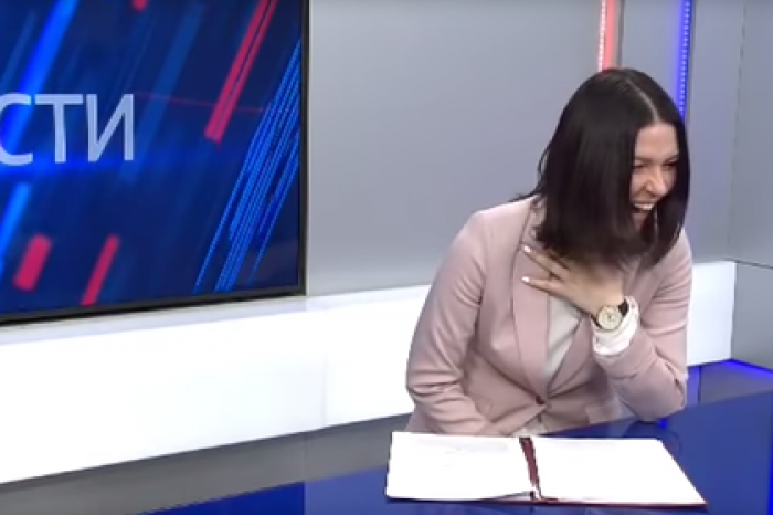 Расхохотавшейся после слов о льготах в России телеведущей предрекли увольнение