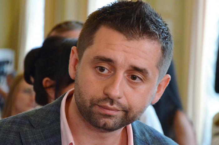 Раскрыта польза драк в украинском парламенте