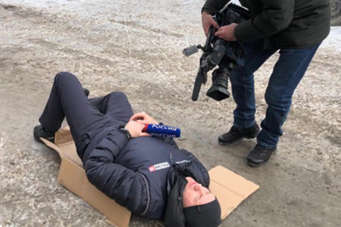 Сбивший журналиста россиянин на Mercedes оказался помощником политика