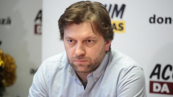 Алайба обвинил Додона в назначении на важные должности лояльных ему людей