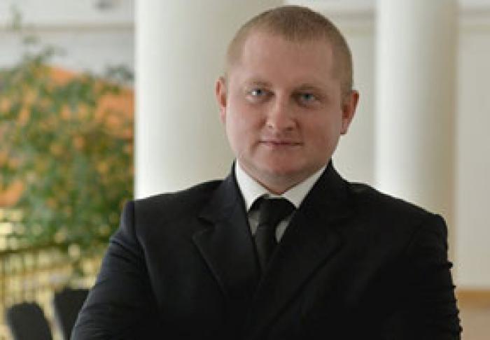 БЕЛОРУССКИЙ ЭКСПЕРТ ОБЪЯСНЯЕТ КОАЛИЦИЮ ПСРМ-ДПМ «НЕОБХОДИМОСТЬЮ МАНЕВРОВ» ПЕРЕД ПРЕЗИДЕНТСКИМИ ВЫБОРАМИ