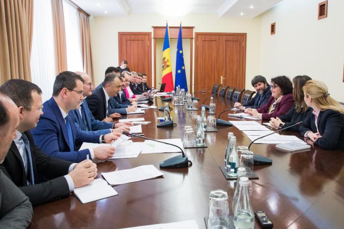 Șeful Guvernului a evaluat etapa de implementare a unor proiecte finanțate de Banca Mondială