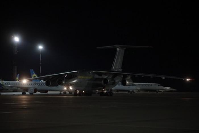 На Украину доставили тесты на коронавирус из Китая