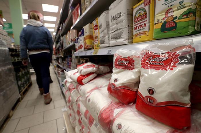 Названы сроки спада ажиотажа на продукты в России