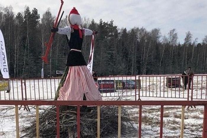 Появились подробности гибели россиянина и его пятилетней дочери на Масленице