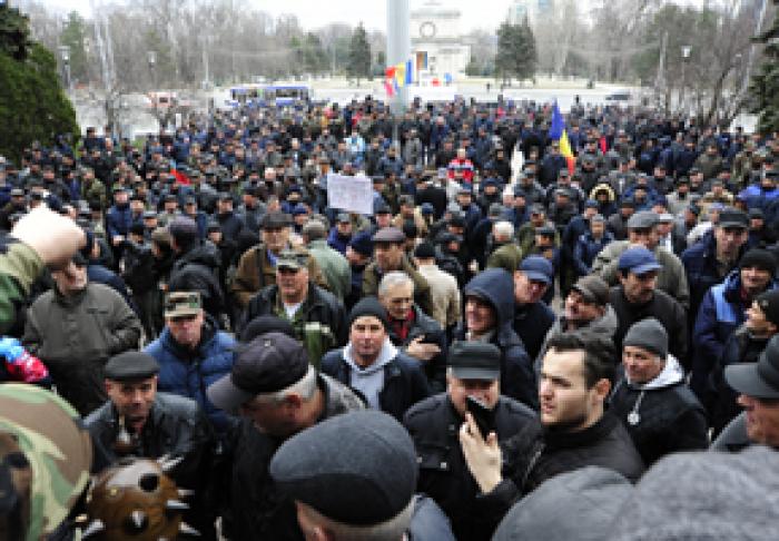 ПРОТЕСТ У ПРАВИТЕЛЬСТВА ОРГАНИЗОВАН «СКРЫТЫМИ ПОЛИТИЧЕСКИМИ СИЛАМИ» - ПРЕМЬЕР-МИНИСТР ИОН КИКУ