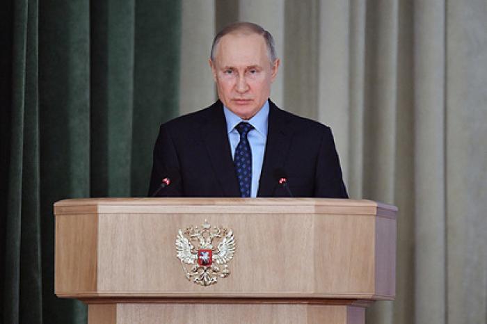 Путин обратился к нации из-за коронавируса