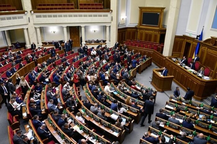 Рада приняла закон о продаже земли