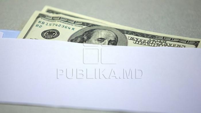 Статистика: зарплаты "в конверте" чаще всего получают работники сельского хозяйства