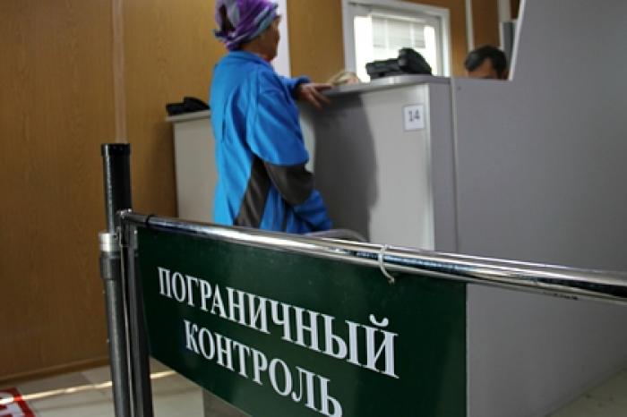 Украинцам ужесточили выезд из страны в Россию