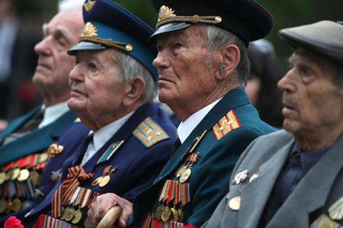 Ветеранам выплатят по 75 тысяч рублей к 75-летию Победы