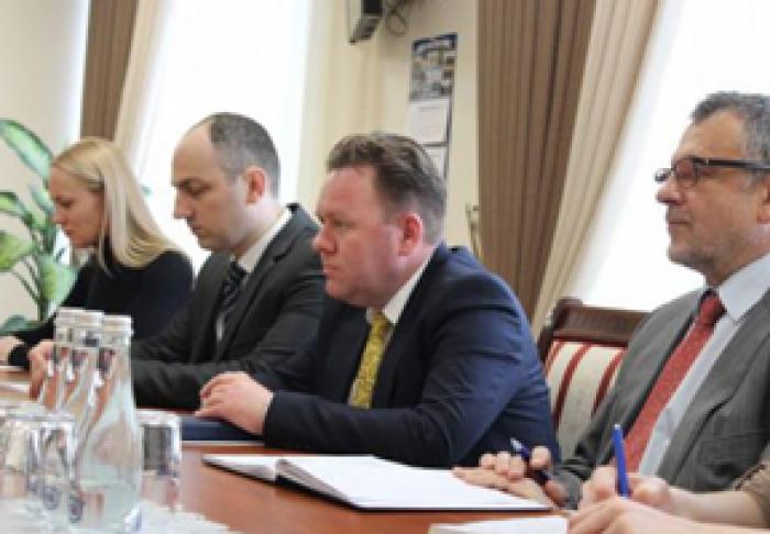 ВИЦЕ-ПРЕМЬЕР ПРОИНФОРМИРОВАЛ КОМИССАРА СЕ О «ПОСТОЯННЫХ НАРУШЕНИЯХ ПРАВ ЧЕЛОВЕКА В ПРИДНЕСТРОВЬЕ»