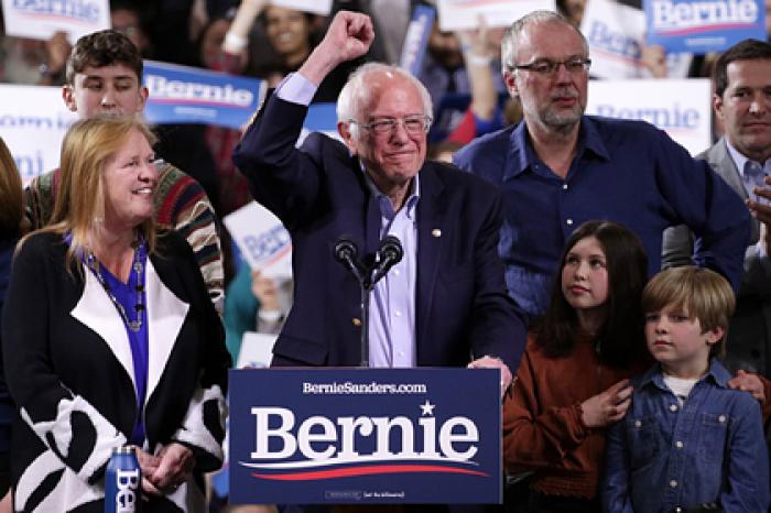 В США нашли доказательства поддержки Сандерса Россией
