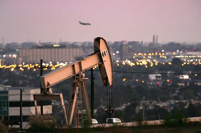 Американская нефть совершила историческое падение