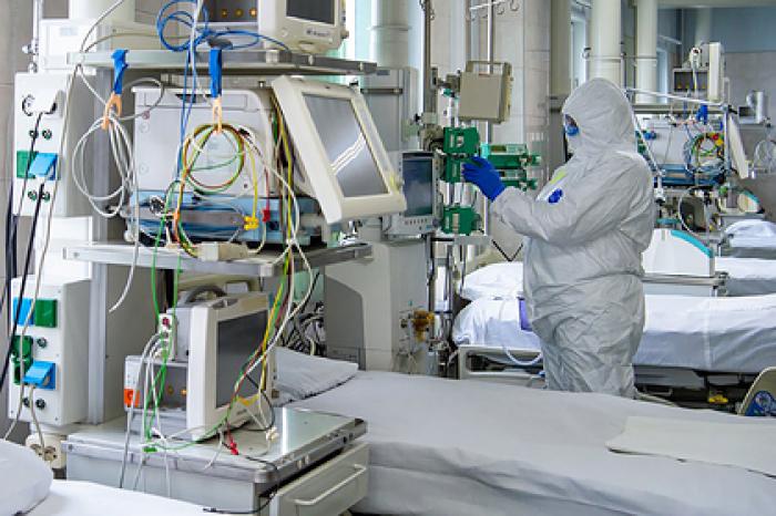 Число умерших россиян с коронавирусом превысило 450