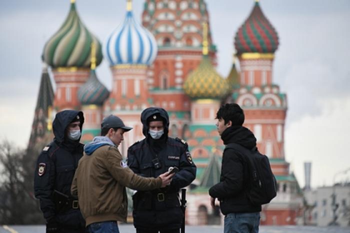Депутат Госдумы оценил вероятность продления самоизоляции на год