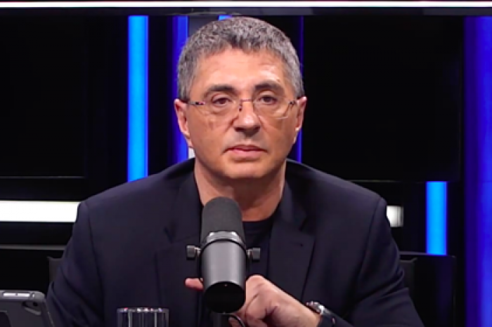 Доктор Мясников счел ошибочным свой прогноз по пику коронавируса в России