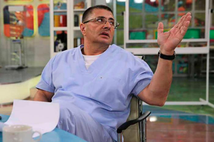 Доктор Мясников спрогнозировал пик заболеваемости коронавирусом в России