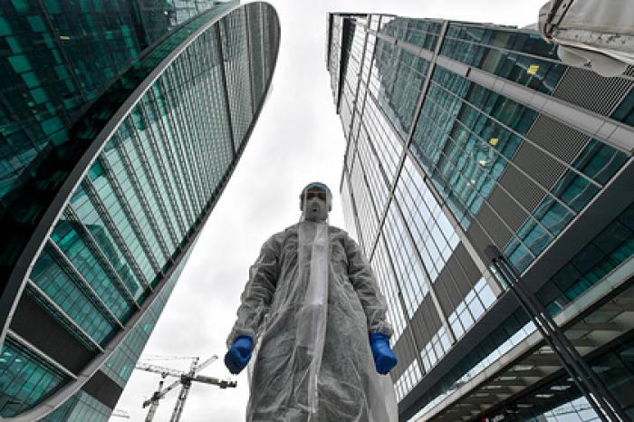 Главврач больницы в Коммунарке рассказал о динамике коронавируса в Москве