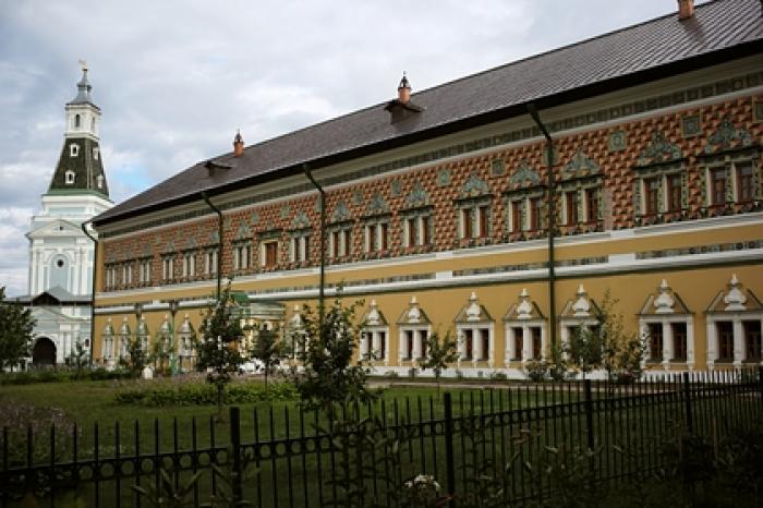 Коронавирусом заразились десятки жителей Московской духовной академии
